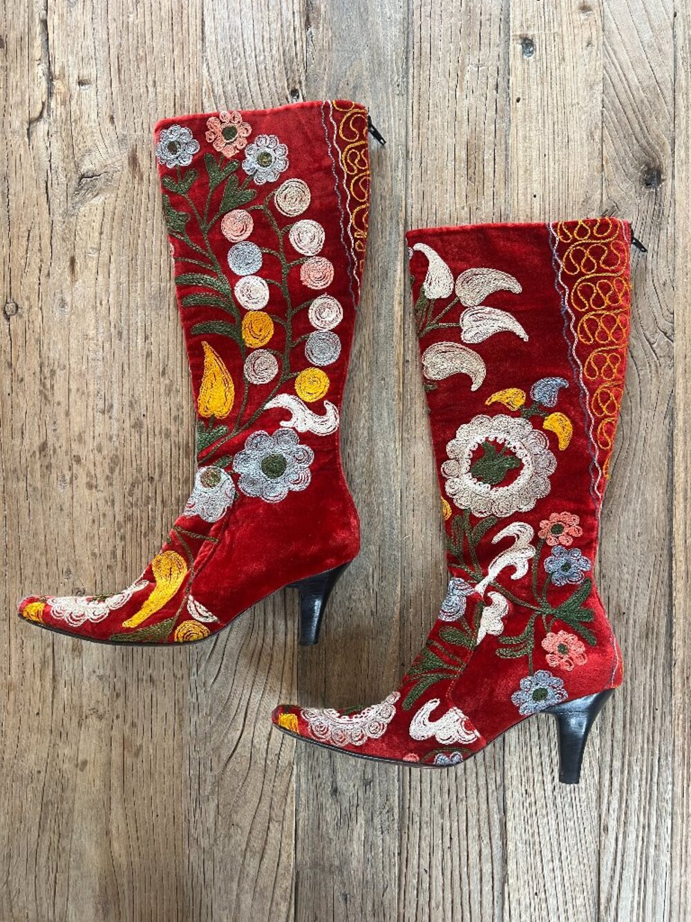 EDOCHE Hand Embroidered Red Velvet Knee High Boots Kitten Heel Boho 36